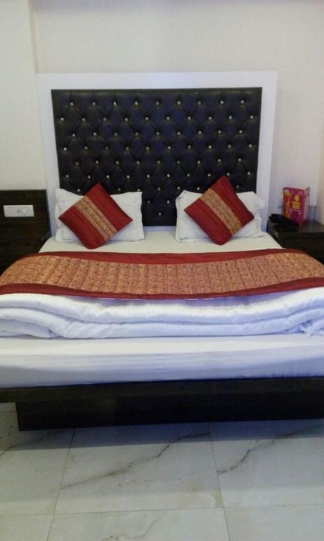 Hotel Saffron Inn New Delhi Eksteriør bilde
