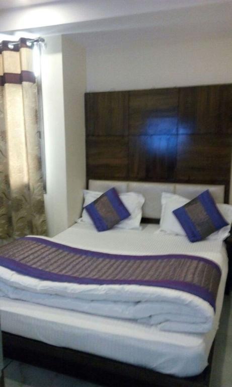 Hotel Saffron Inn New Delhi Eksteriør bilde